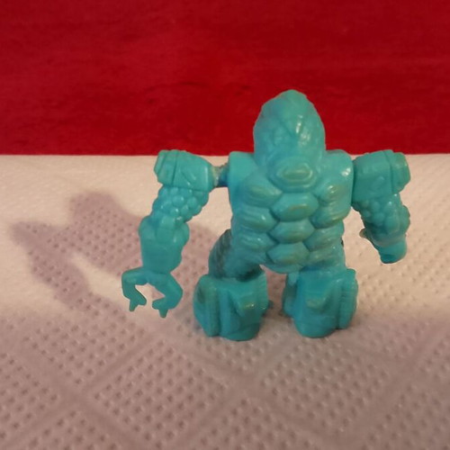 Miniature figures Teratomachoi 1985 used, turquoise color