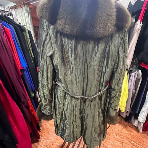 Fur coat with separate inner lining, size 6XL