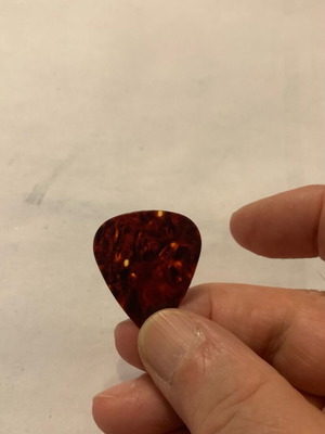 Pick for string instruments used