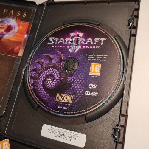 Starcraft II Heart of the Swarm expansion set like new for PC