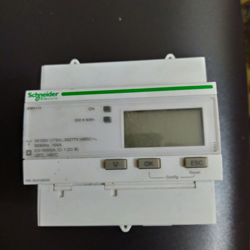 Schneider Electric iEM31 Three-Phase Power Meter Like New