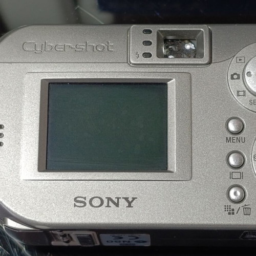 Sony Cyber-shot DSC-P92 digital camera used, 5.0 MP, 3x optical zoom