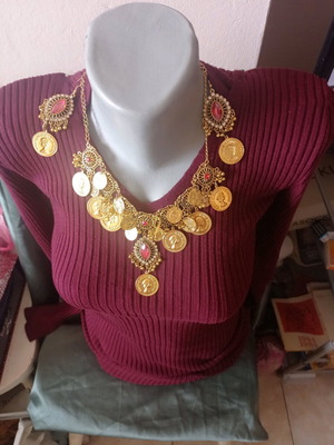 Gold Necklaces New Series with Pendants and Red Stones