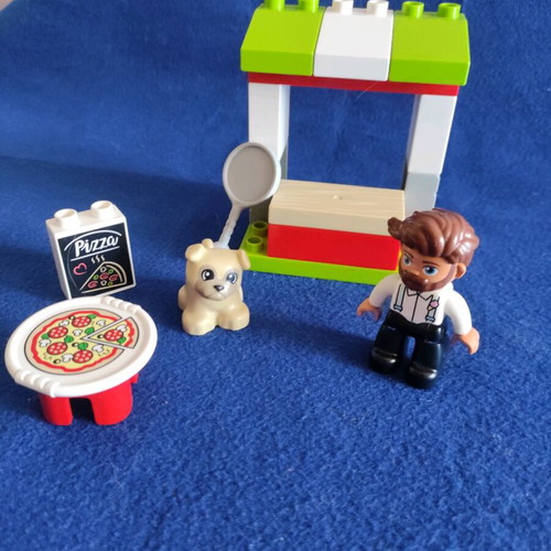Lego 10927 Pizza Stand like new