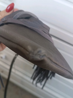 Messenger bag woman grey with fringes with defect on bottom edge