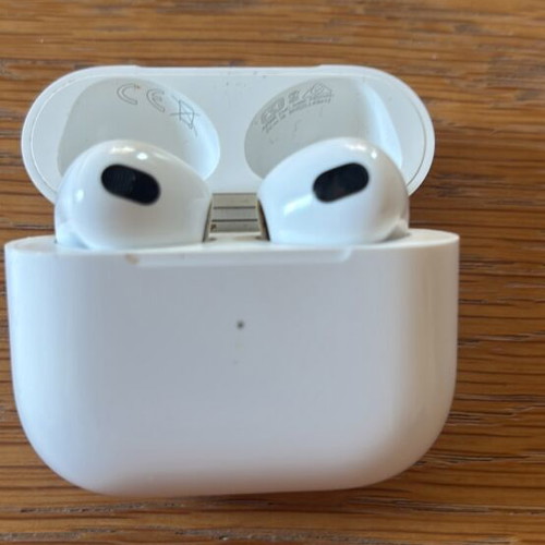 AirPods 3 like new