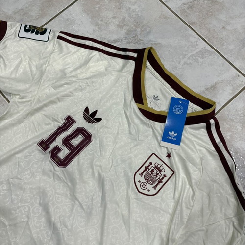 Lamine Yamal Spain Away Jersey used, size large
