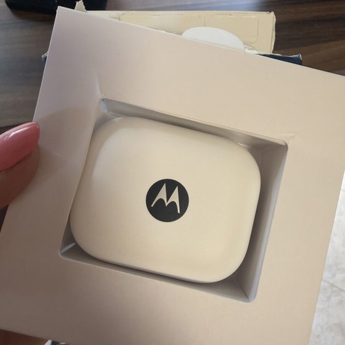 Moto Buds wireless earbuds like new