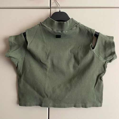 Crop top used, green, off-shoulder and short, size M