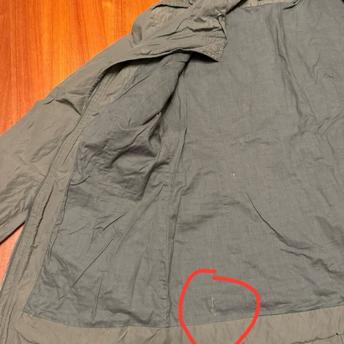 Set khaki trench coat and black blouse used