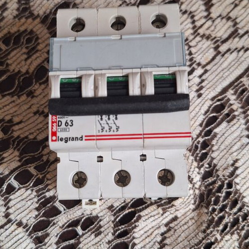 Legrand TX³ 3P Circuit Breaker 63A Curve D New