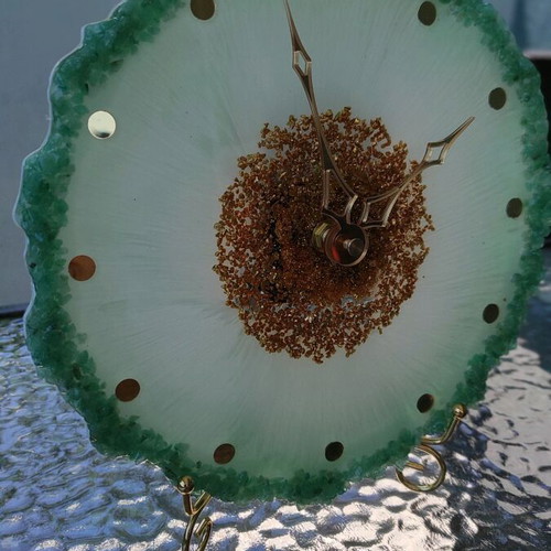 Table clock with epoxy resin and natural aventurine, new