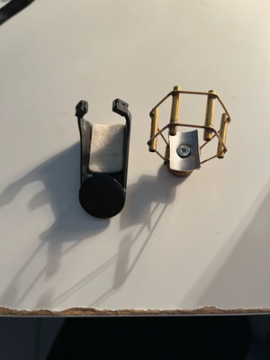 Francois Luis Alto Sax Ligature gold like new
