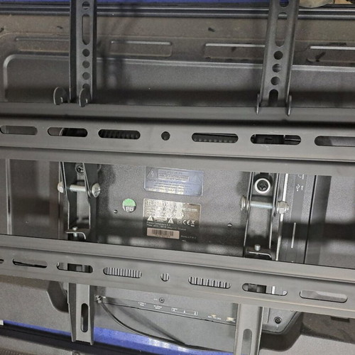 Turbo-x T-400 TV mounts 32"-65" like new, pack of 15