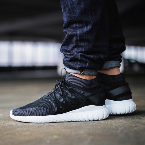 Adidas S80110 Tubular Nova Primeknit sneakers used, size 45-45.5, black