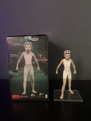 Stranger Things Mini Epics Eleven Powered figure like new
