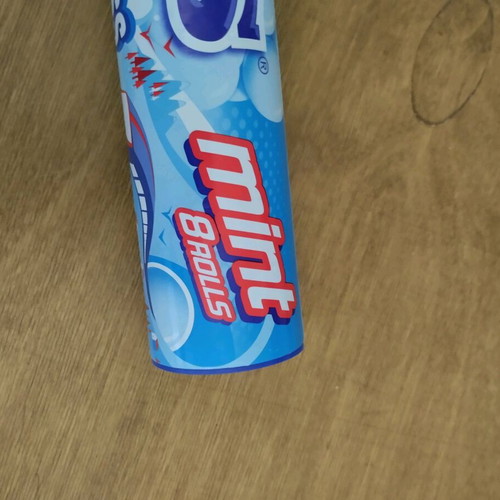 Mentos box like new with 6 packs