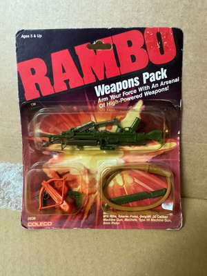 Coleco Rambo Weapons Pack 1986 σαν καινούργιο, σφραγισμένο κουτί