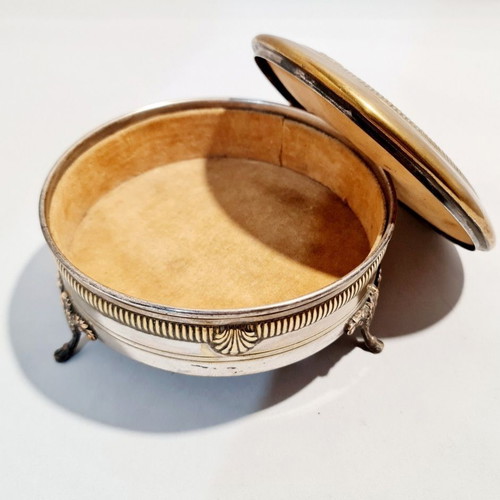 Jewelry box used with Art Deco design and three legs