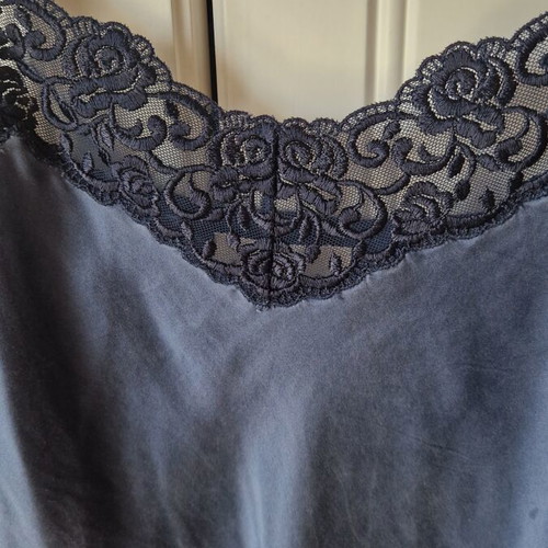 Silk top like new, blue, size S