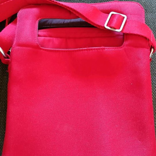 Tablet bag without wear and stains