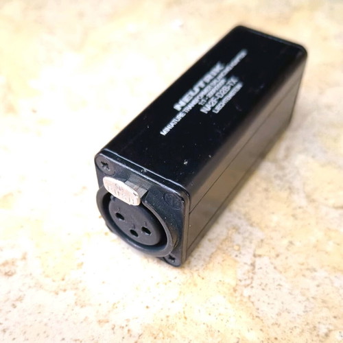 Neutrik NA2F-D2B-TX adapter like new