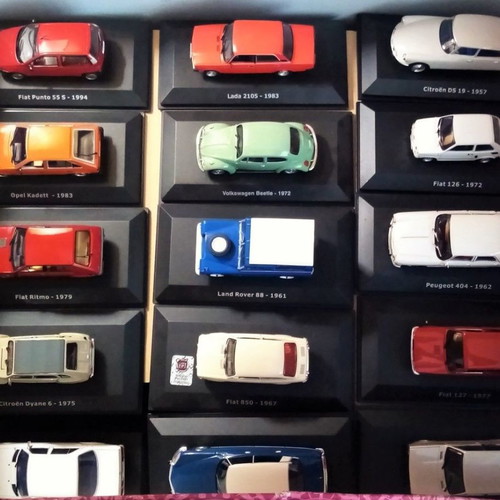 Hachette Unforgettable Cars Collection Model Cars used, scale 1:43
