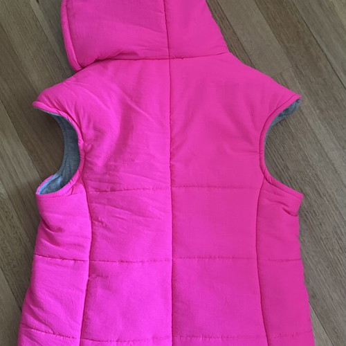 Pink sleeveless jacket Mymoo size small like new