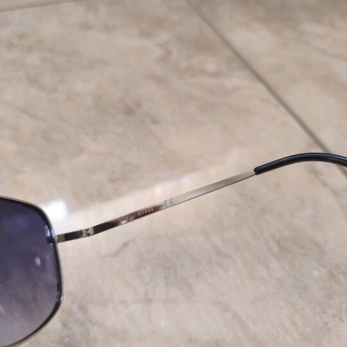 Guess sunglasses new authentic