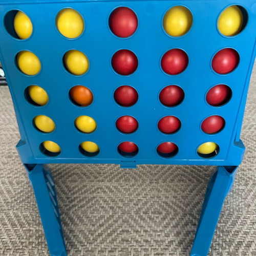 Score 4 like new, classic and beautiful game