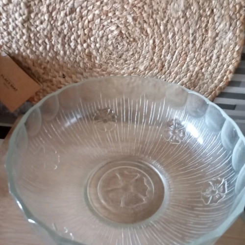 Large serving bowl used, diameter over 29 cm