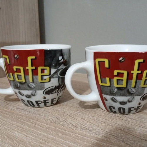 Coffee cup and saucer set 6 pieces like new