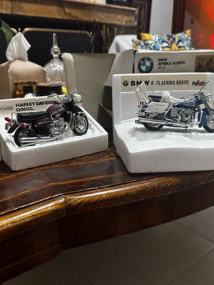 Συλλεκτικές μηχανές Harley Davidson σαν καινούργιες, σετ 3 μοντέλα