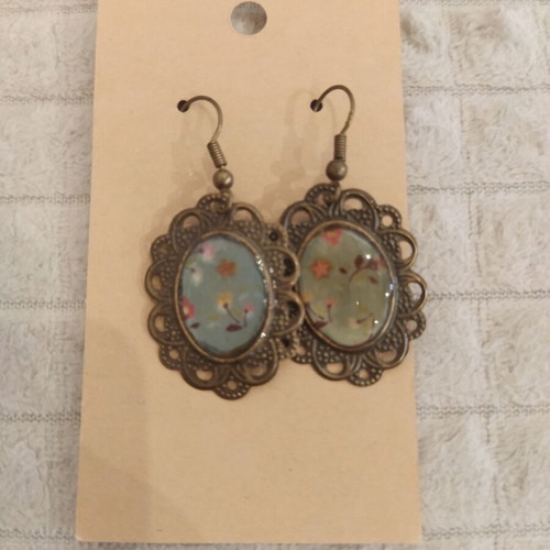Vintage bronze earrings turquoise with floral and star design new
