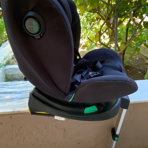 Baby car seat like new for newborns and infants up to 36 months
