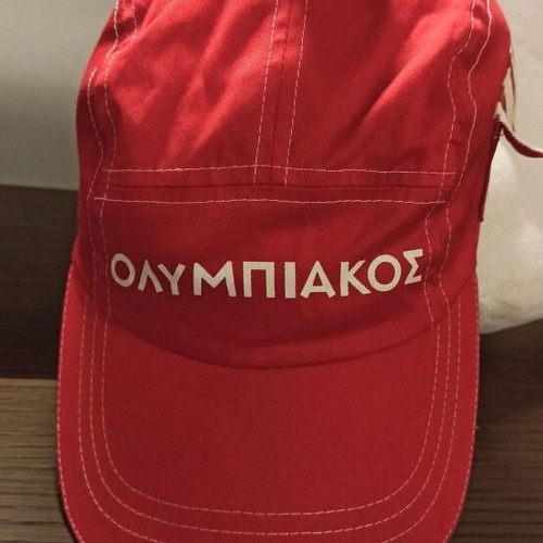 Olympiacos Stamion Hat new, authentic red