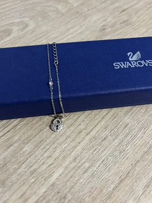 Swarovski bracelet like new, silver