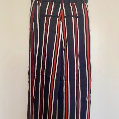 H&M fabric pants used, size XS, slightly tightened waist