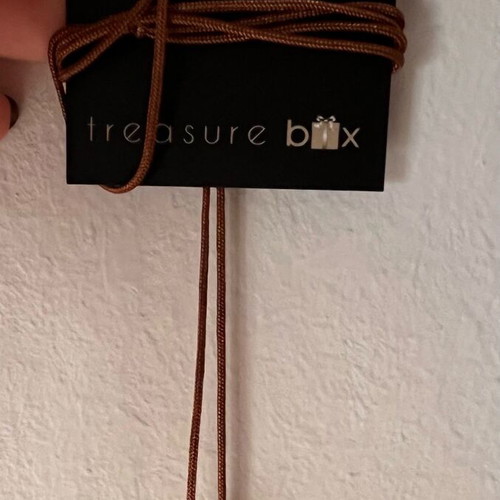 Pumpkin Treasure necklace new, gold color
