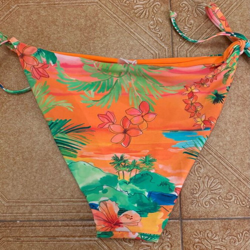 Double Face Floral Bikini Set and Pareo M new, multicolor