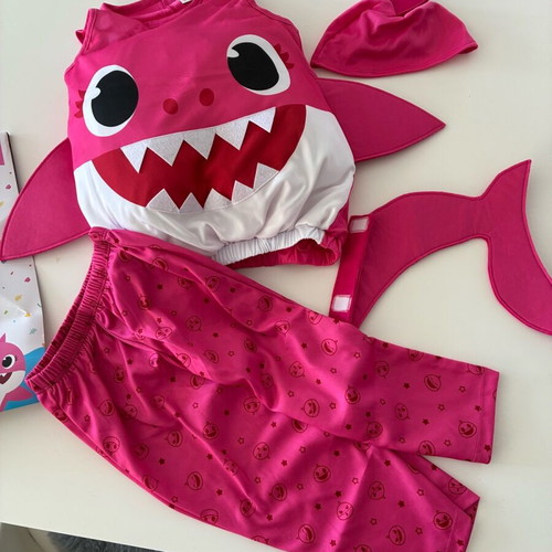 Baby Shark pink costume used, size 2-3 years with minor damage