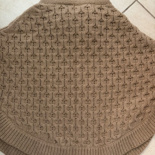 Massimo Dutti children's knitted poncho cape like new, size P/S