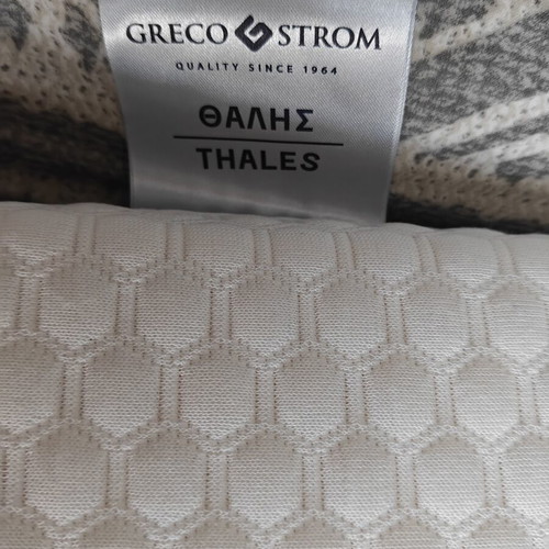 Kikka Boo Bonne Nuit baby cot with Thales Greco Strom mattress like new