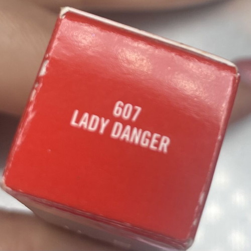 Mac Lipstick Lady Danger 607 new, only swatched