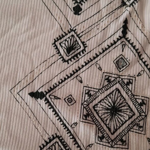 Tally Weill women's white shirt with black geometric designs, size XXS, new