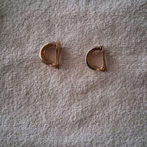 Earrings slightly used