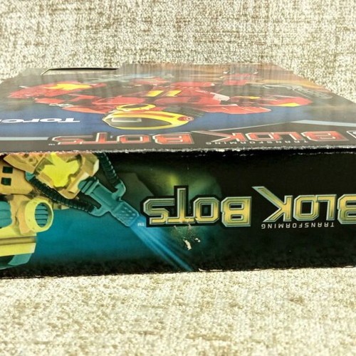 Mega Bloks Torch Transforming Blok Bots set 9338