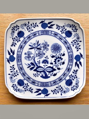 Плато Hutschenreuther Zwiebelmuster Blue Onion порцеланово ново