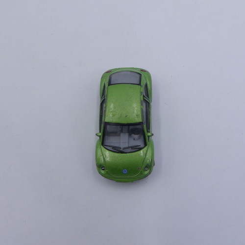 Kinsmart Volkswagen New Beetle used 1:64 green pull back toy car