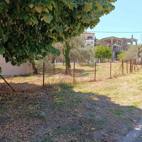 Land plot 401 m² in Amaliapoli Sourpis, residential area